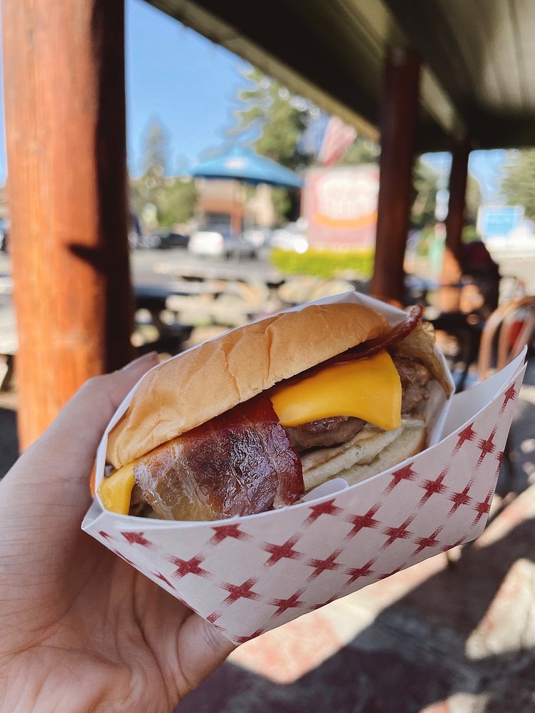 bacon cheeseburger at Big Daddy's Burgers Lake Tahoe